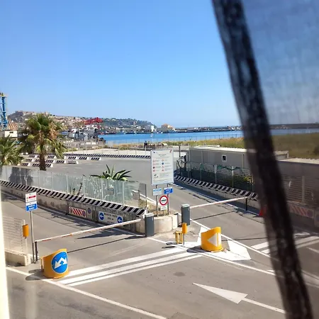 Πανσιόν Baaria Porto 4*